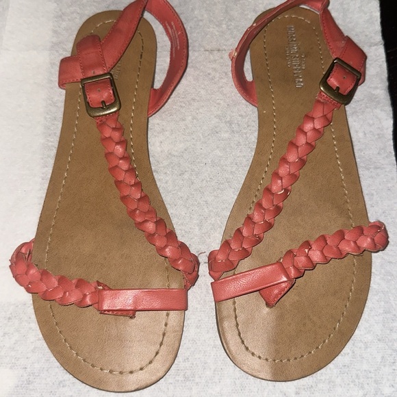 Mossimo Supply Co Pink Sandals, Size 9, Worn Once. - Picture 2 of 4